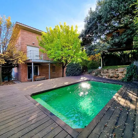 Guara Golf Y Pool Comotucasa 度假居