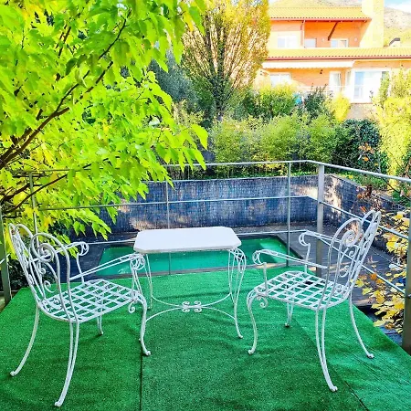 Guara Golf Y Pool Comotucasa 度假居