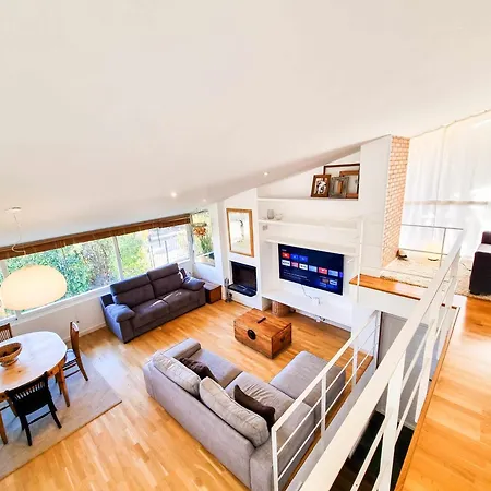 Guara Golf Y Pool Comotucasa 度假居 Nueno