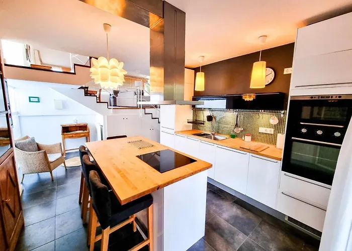 Guara Golf Y Pool Comotucasa